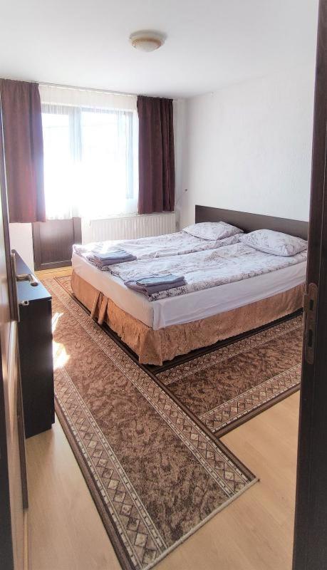 Djolevi Guesthouse Dobrinishte Exterior foto
